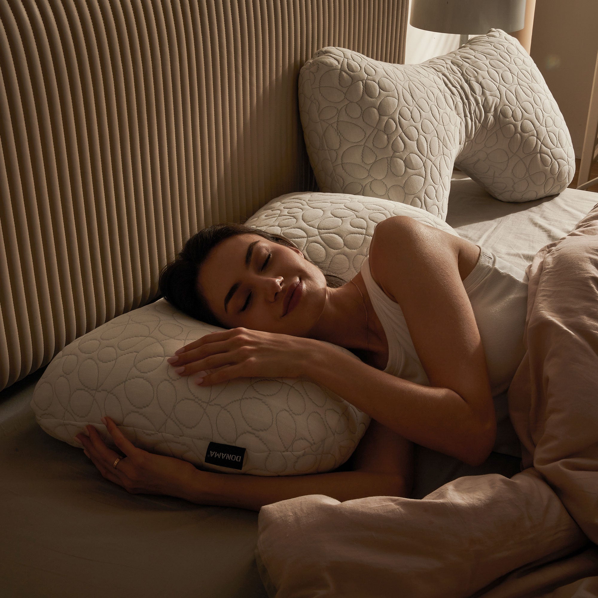 Are You Experiencing Bad Sleep Because of Your Pillow? Here’s Why Side Sleepers Need Lunar Foam Pillows