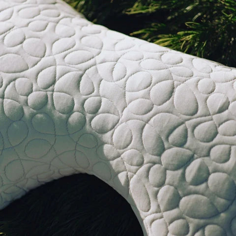 Memory Foam vs. Feather Pillows: Which is Right for You?