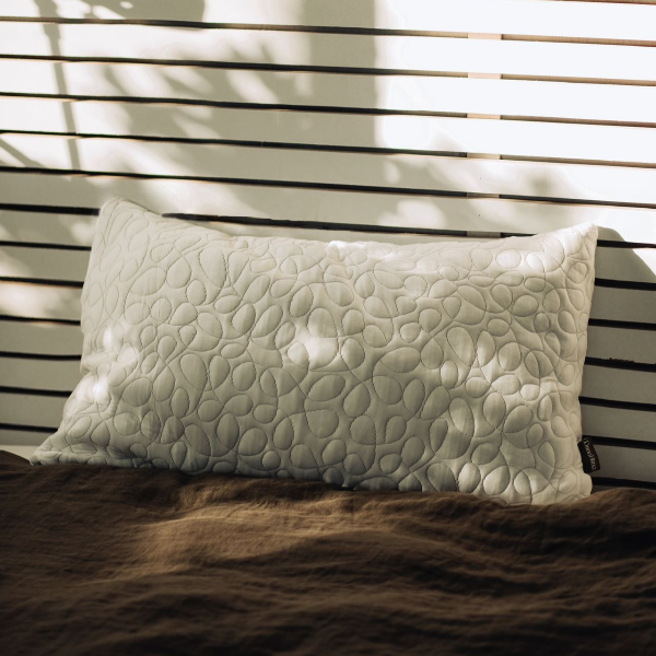 Enhance Sleep and Spine Health with the Optimal Back Posture Pillow for Neck Support