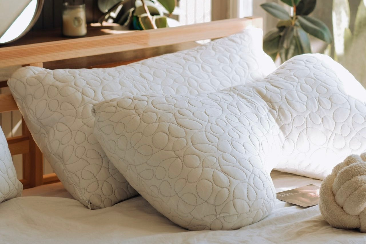 Bedtime Makeover: How to Build a Pillow Stack That Actually Supports You